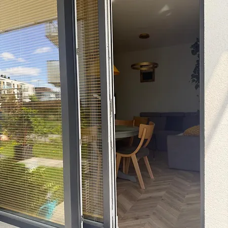 Krisa Z Ogrodkiem Apartment